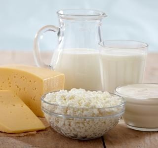 Jak je to vlastně s mlékem a proč někteří z nás trpí intolerancí laktózy ?