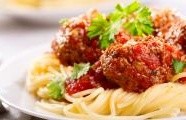 Špagety s masovými koulemi