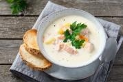 Fiskesuppe - krémová rybí polévka 