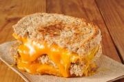 Grilovaný sýrový sendvič Frico
