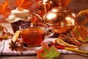 Voňavý švestkový pečený čaj