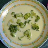Mléčná brokolicová polévka recept