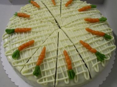 Vláčný mrkvový dort