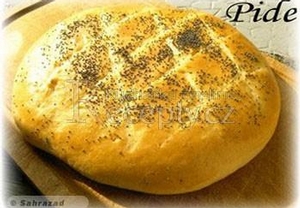 Turecký chléb Ramadan Pide (Ramazan Pidesi)