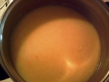 Rychlá hrachová polévka s krutony recept