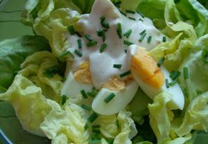 Hlávkový salát s vejci II.