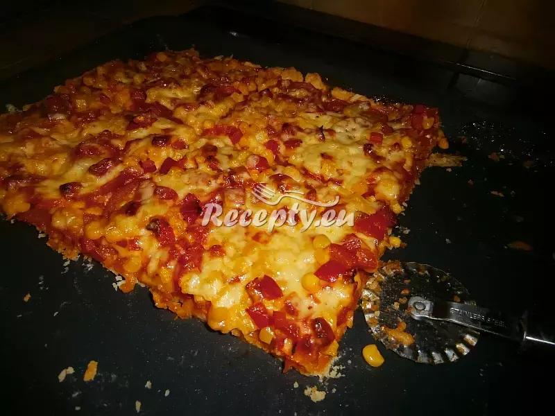 Zeleninový koláč á la pizza recept  moučníky