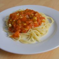 Jednoduchá rajčatová omáčka na špagety recept