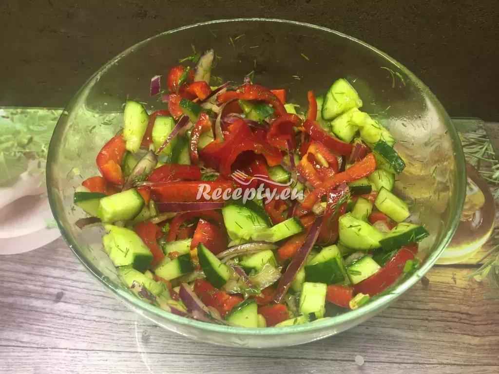 Letní salát recept  saláty