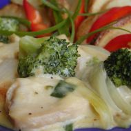 Kuřecí ve smetanové omáčce s brokolicí recept