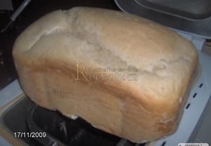 Úplně obyčejný hrnkový chleba
