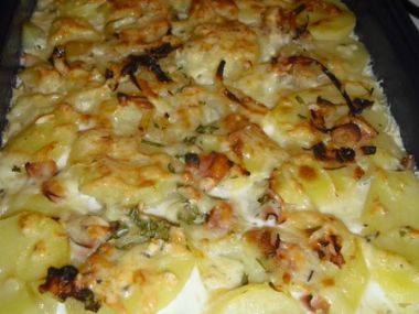 Voňavé gratinované brambory s cuketou