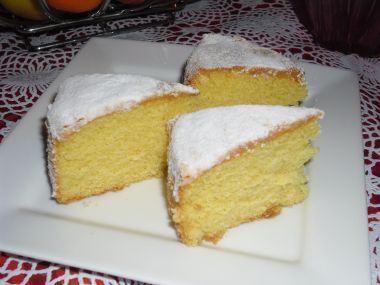Lehoučký citronový koláč