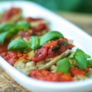 Quinoa se zeleninou a omáčkou z pečených paprik recept