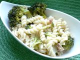 Těstovinový salát s brokolicí recept