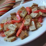 Bylinkové tofu s uzeným lososem recept