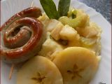 Bramborovo-celerové pyré s jablky a šalvějí recept