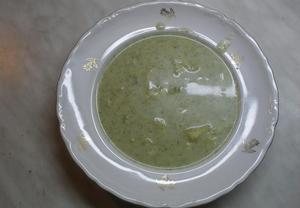 Brokolicová polévka bez smetany