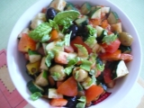 Zeleninový salát s olivami recept