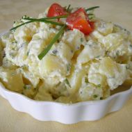 Bramborový salát s pažitkou a čerstvým sýrem recept