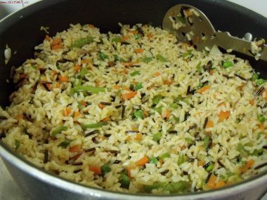 Domácí rýže se zeleninou