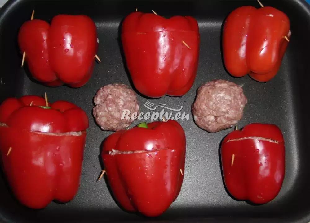 Plněné papriky  pečené recept  mleté maso