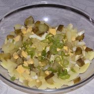 Odlehčený bramborový salát recept