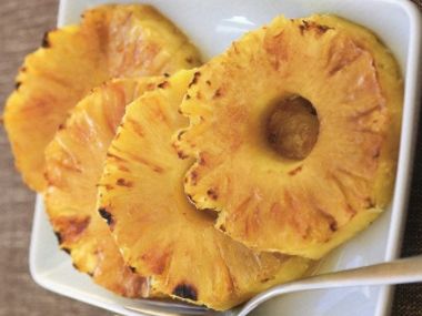 Karamelizovaný ananas