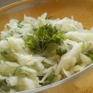 Zelený cuketový salát recept