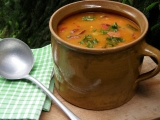 Papriková polévka s klobásou recept