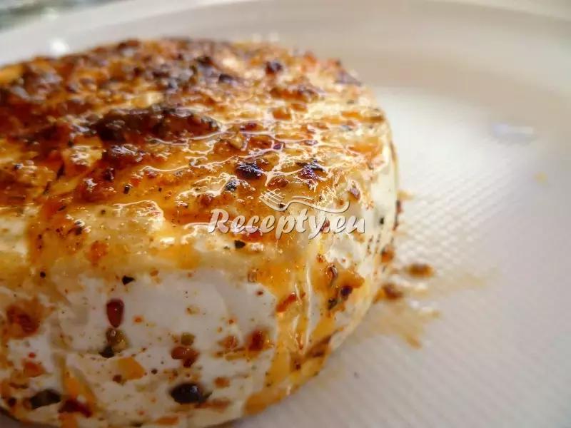 Zapečený hermelín recept  sýrové pokrmy