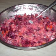 Vlašský salát z červené řepy recept