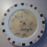 Žampionová polévka s brambory recept