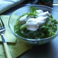 Rychlý okurkový salát recept