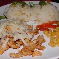 Kuřecí nudličky s cibulkovou rýží recept
