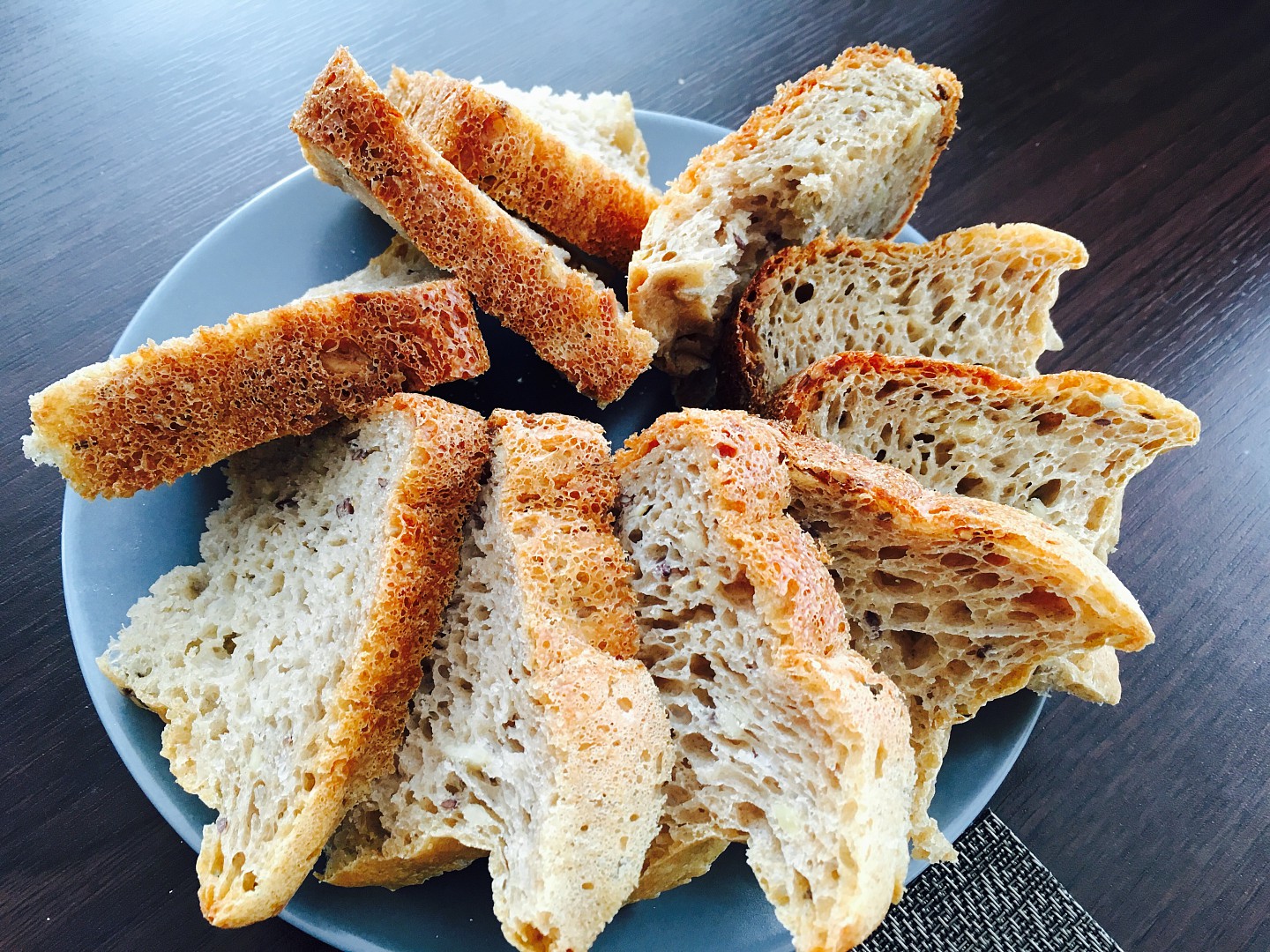 Žitný chléb z domácí pekárny recept
