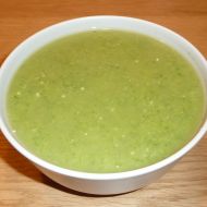 Rychlá brokolicová polévka s nivou recept