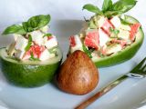 Salát z avokáda a krabích tyček recept