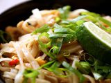 Kuřecí Pad Thai recept