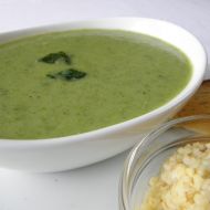 Jemná špenátová polévka s bulgurem recept