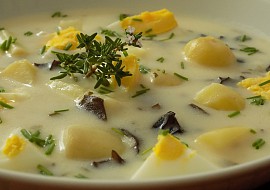 Podmáslová polévka s novými brambory a vejci recept  TopRecepty ...