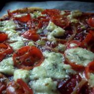 Rychlá pizza s rajčaty recept