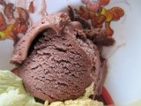 Čokoládová zmrzlina s malinami recept