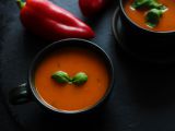 Italská polévka z pečených paprik a rajčat recept
