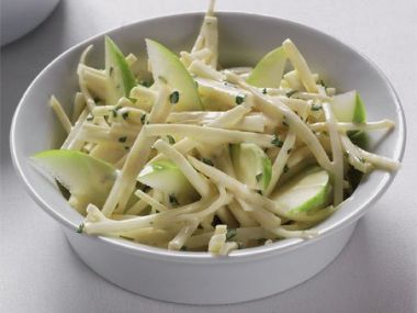 Celerový salát (syrový)