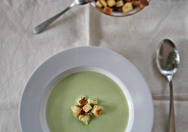 Hrášková polévka (krém) s krutony recept