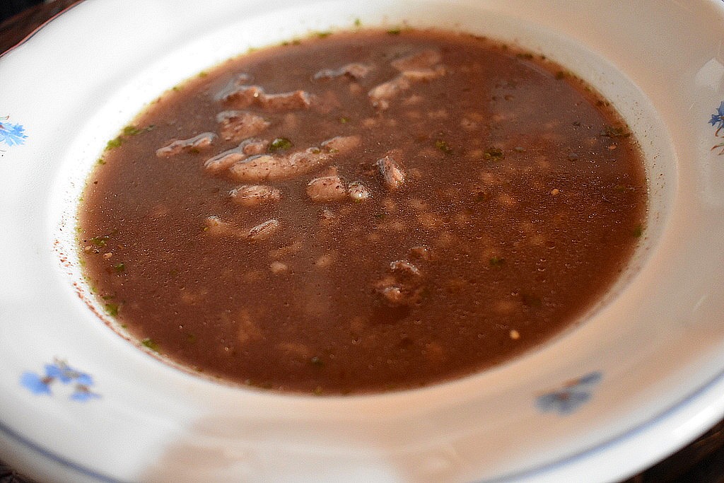 Terlouka (černá polévka) recept