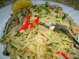 Tuňákové špagety s bylinkami recept