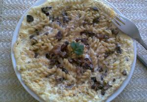 Těstovinovo-houbová omeleta