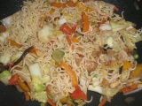 Čínske nudle so zeleninou / wok recept